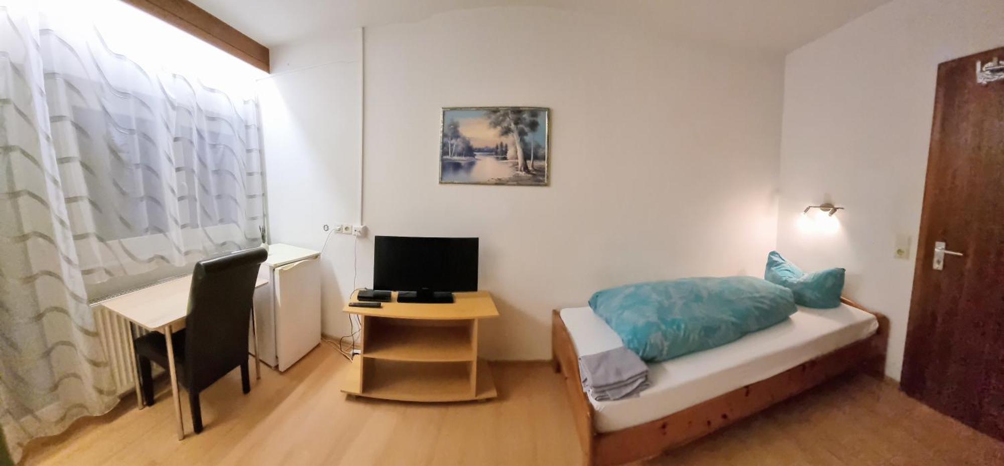 Monteurzimmer - คาร์ลสบาด ภายนอก รูปภาพ