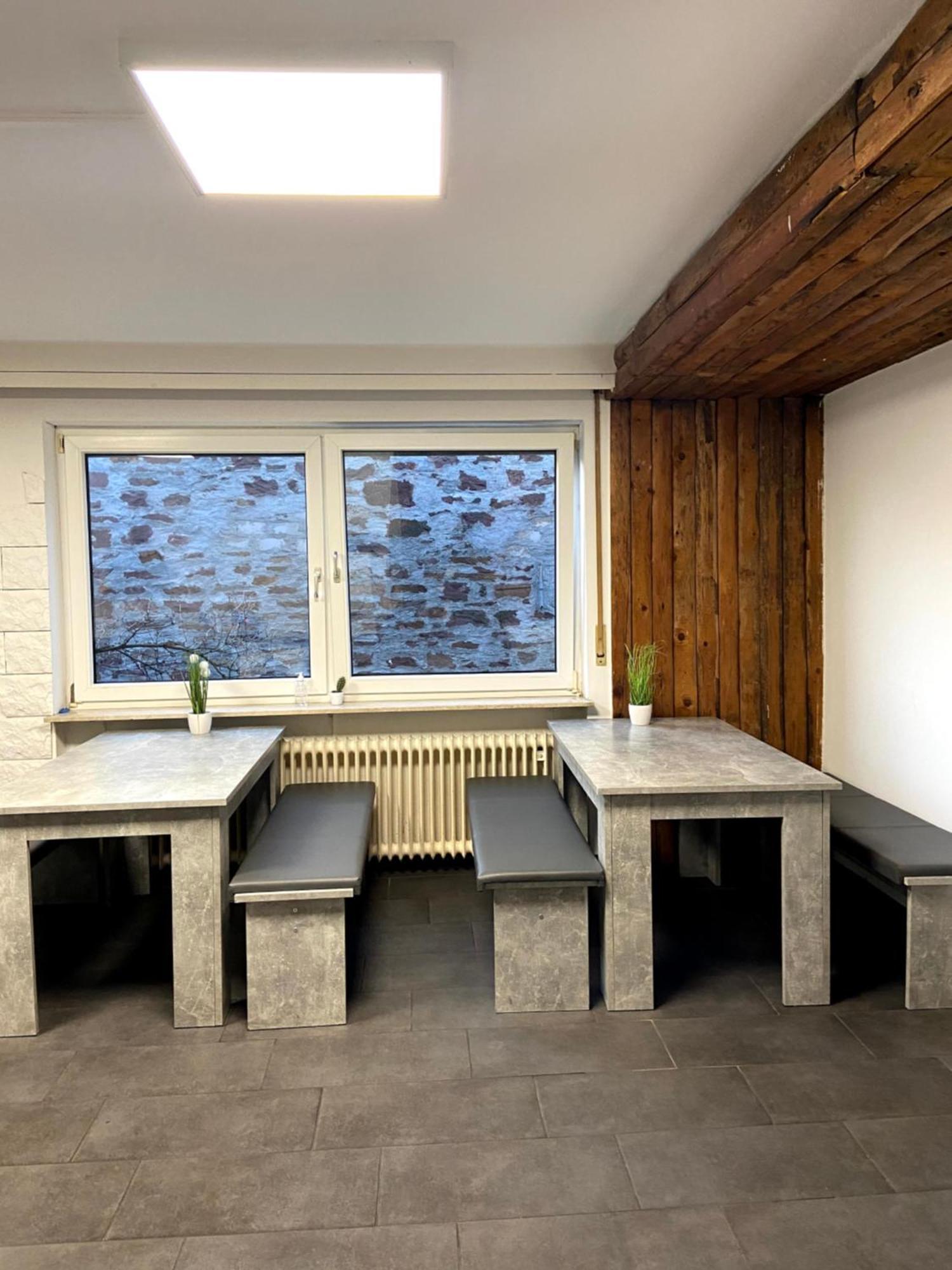 Monteurzimmer - คาร์ลสบาด ภายนอก รูปภาพ